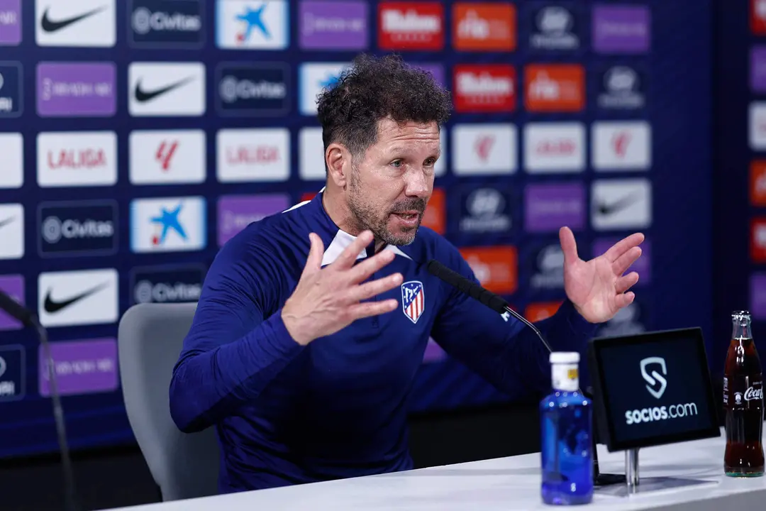 Simeone, durante la rueda de prensa de este viernes. EFE/Rodrigo Jim&eacute;nez