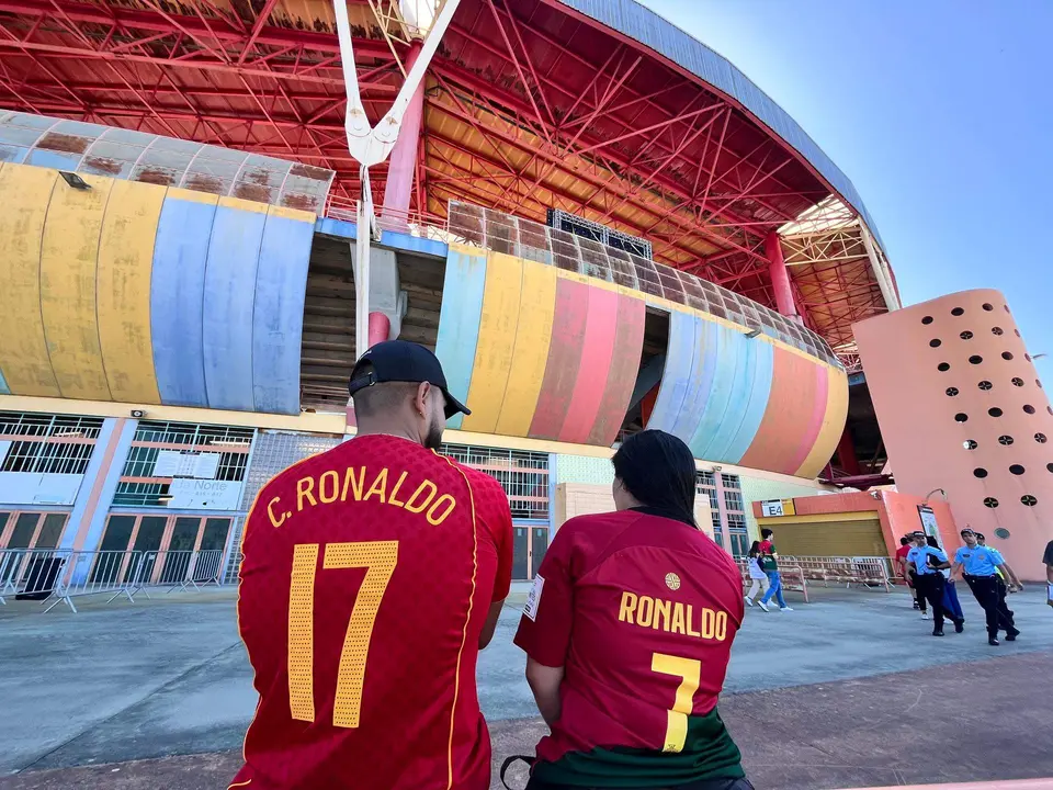 Portugal afronta este mi&eacute;rcoles en Aveiro (Portugal) su &uacute;ltimo encuentro amistoso antes de la Eurocopa de Alemania. EFE/Carlos Garc&iacute;a