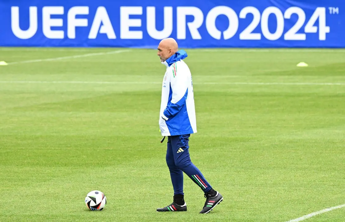 El seleccionador italiano Luciano Spalletti durante un entrenamiento el pasado d&iacute;a 12. EFE/EPA/Daniel Dal Zennaro