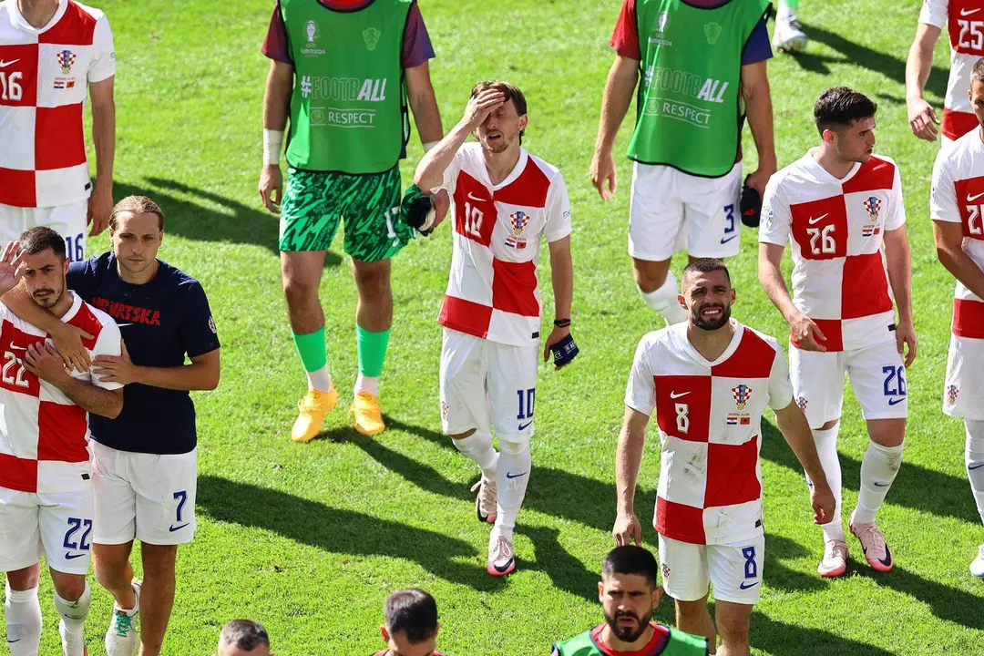 El croata Luka Modric, tras el partido que su selecci&oacute;n empat&oacute; contra la de Albania en Hamburgo. EFE/EPA/FILIP SINGER