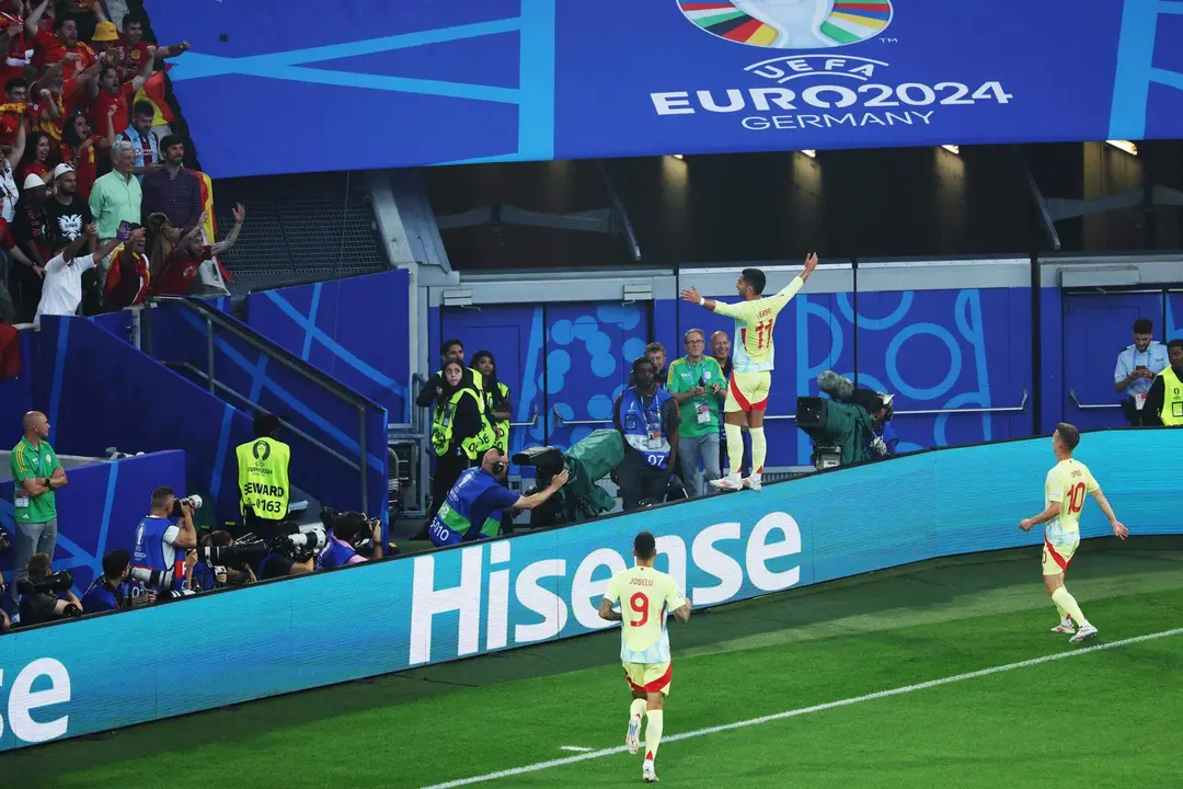 El delantero de Espa&ntilde;a Ferran Torres marca el 0-1 durante el partido del grupo B entre Albania y Espa&ntilde;a en D&uuml;sseldorf, Alemania EFE/EPA/GEORGI LICOVSKI