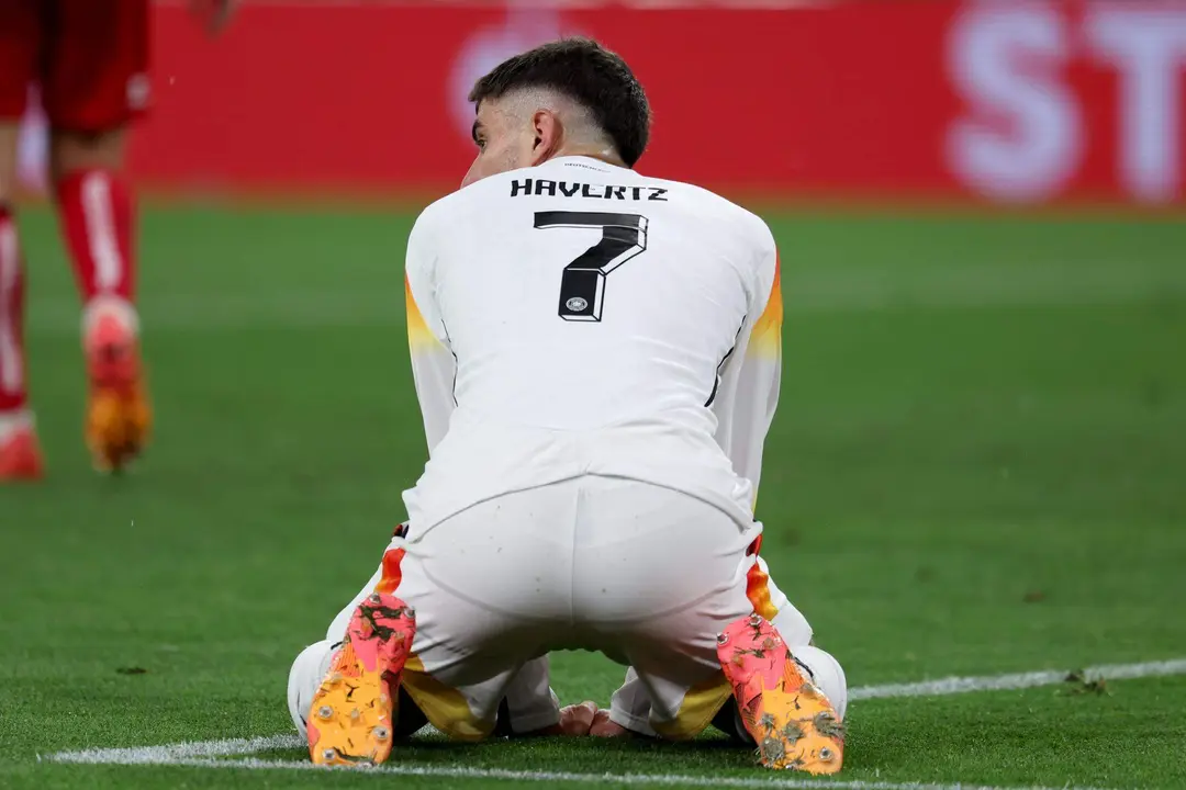 El jugador alem&aacute;n Kai Havertz en el terreno de juego durante el partido de f&uacute;tbol de la Eurocopa 2024 entre Alemania y Dinamarca, en Dortmund. EFE/EPA/CHRISTOPHER NEUNDORF