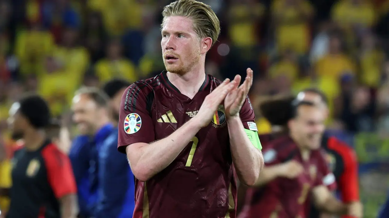 El belga Kevin de Bruyne, tras el partido ante Ruman&iacute;a en la Eurocopa de Alemania. EFE/EPA/MOHAMED MESSARA