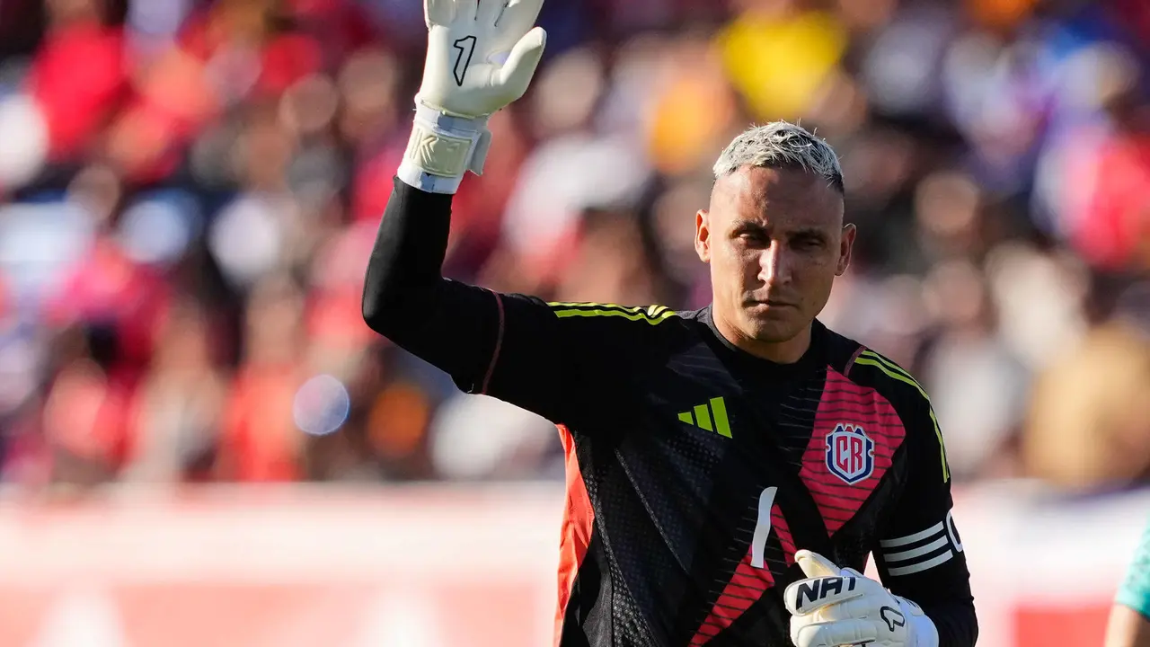 El portero de la selecci&oacute;n de Costa Rica Keylor Navas durante el partido amistoso entre las selecciones de Catalunya y Costa Rica, este mi&eacute;rcoles en el estadio Johan Cruyff. EFE/ Alejandro Garcia